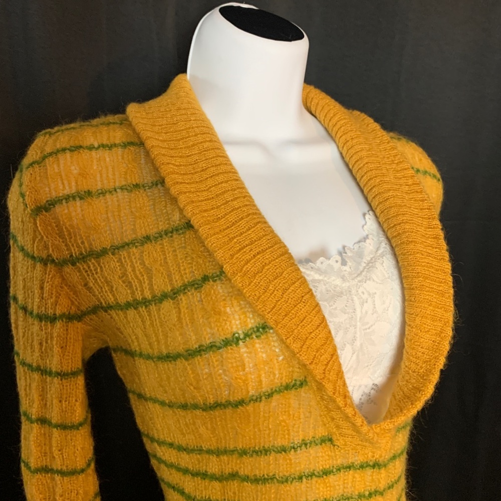 Yellow V-neck Sweater striped